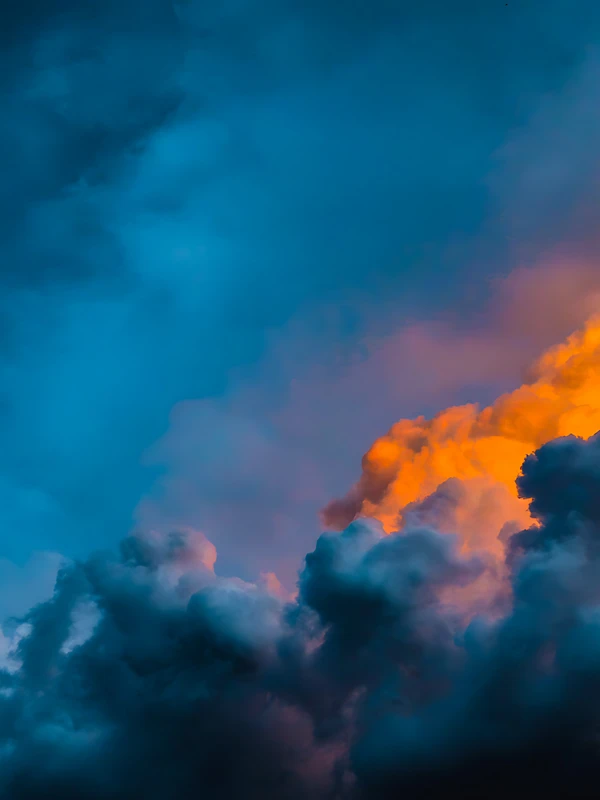 Dramatic Sky Clouds 4K Desktop Wallpaper